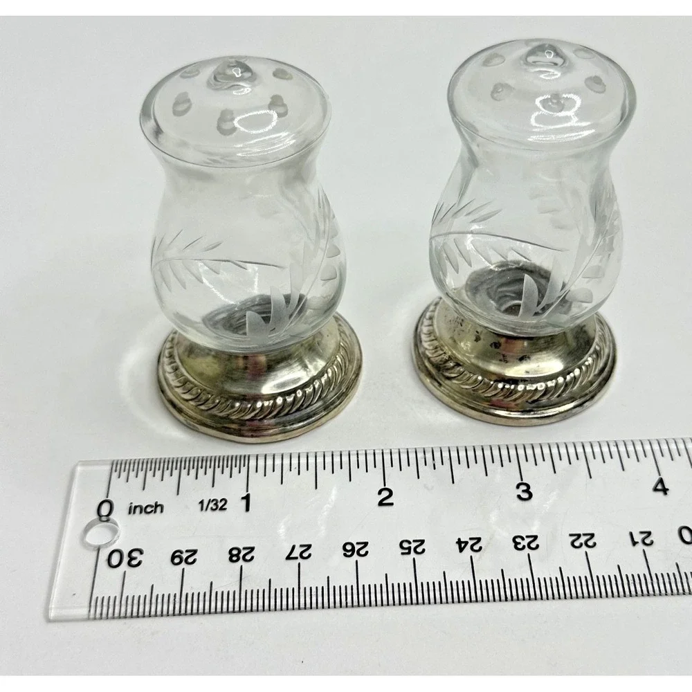 Quaker Sterling Silver Hurricane Salt and Pepper Weighted 703 Etched Glass
